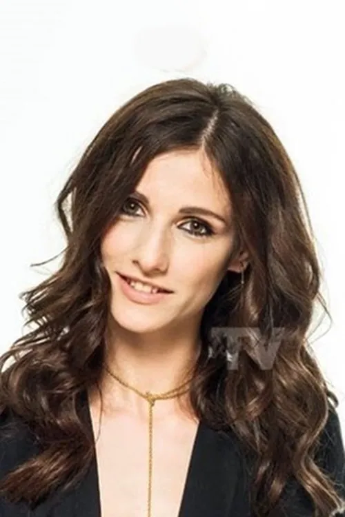 Eirini Karagiorgi — personaje: Natasha