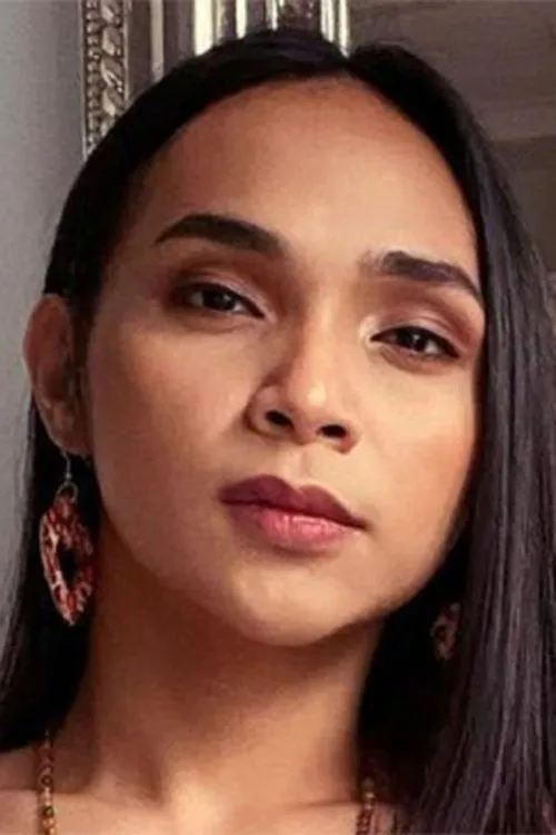 Madam Auring ha trabajado con EJ Jallorina en 1 ocasiones