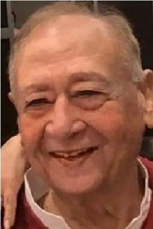 Sultan Rahi ha trabajado con Ejaz Durrani en 5 ocasiones