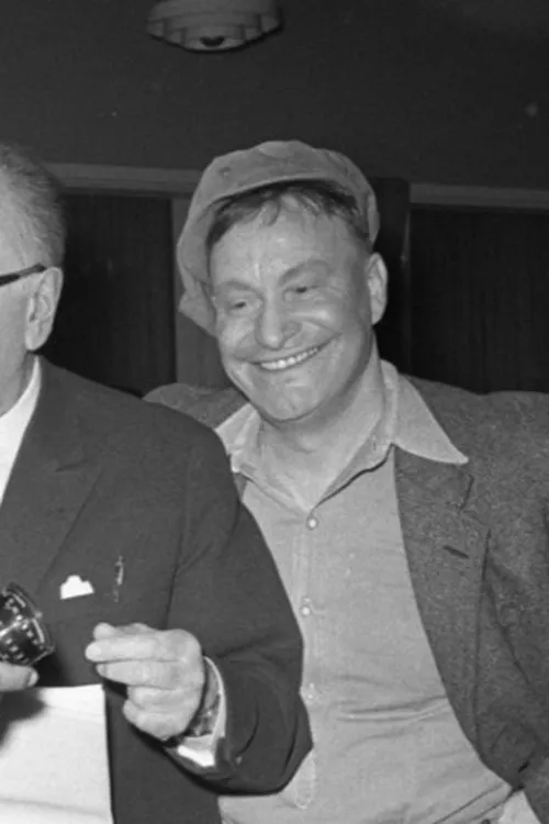 Ejnar Larsen interpretando a 