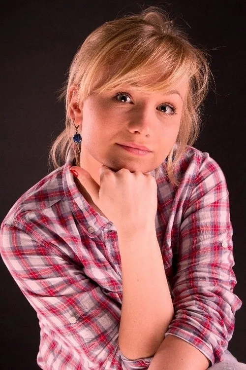 Екатерина Радченко interpretando a Katenka