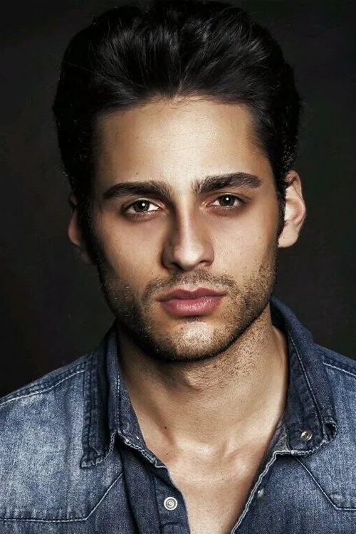 Ekin Mert Daymaz en su biografía y filmografía