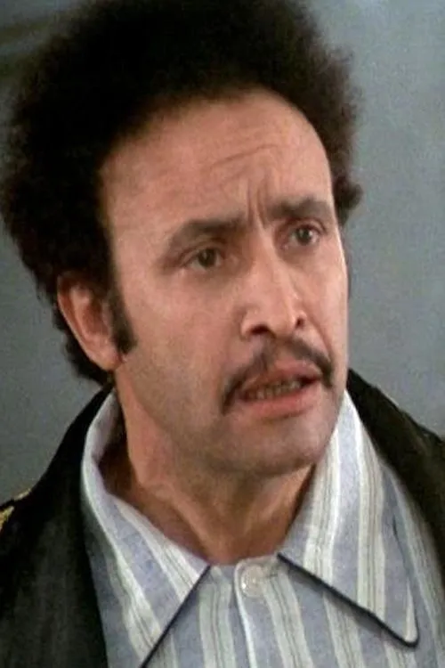 Akonio Dolo ha trabajado con El Kebir en 1 ocasiones