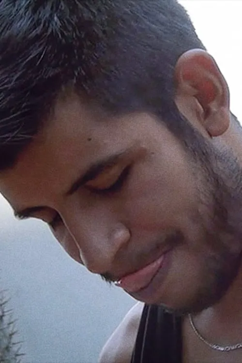 El Lobo interpretando a