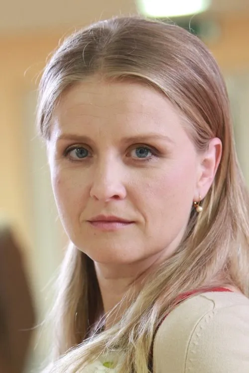 Laco Hrušovský ha trabajado con Ela Lehotská en 1 ocasiones