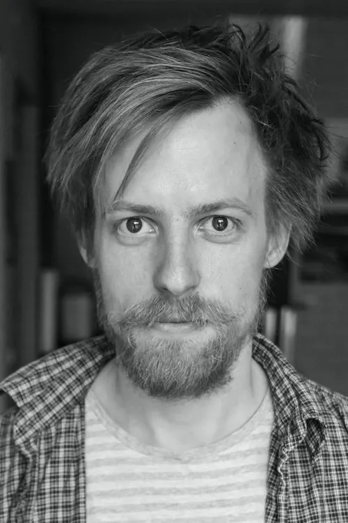 Roberts Ozols ha trabajado con Elar Vahter en 1 ocasiones