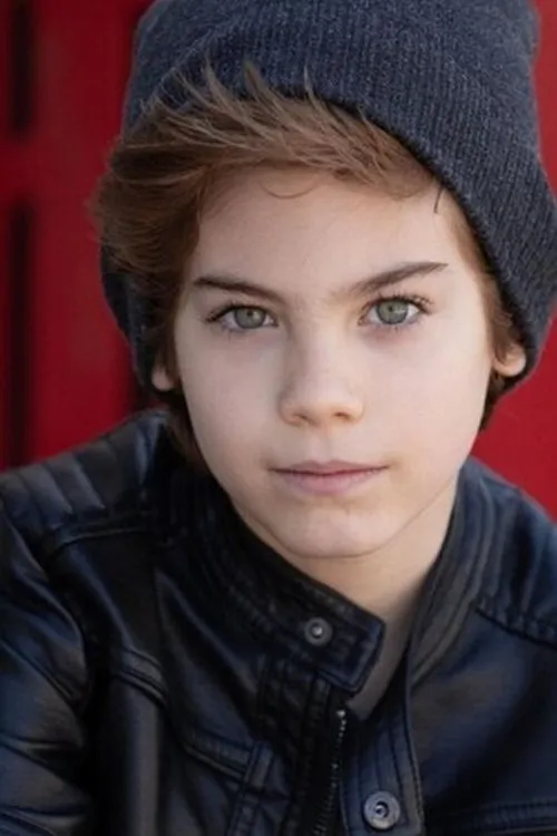 Elaye Handal — personaje: Dark Haired Boy