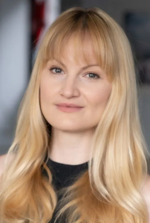 Richard Oldham ha trabajado con Eleanor Lawrence en 1 ocasiones