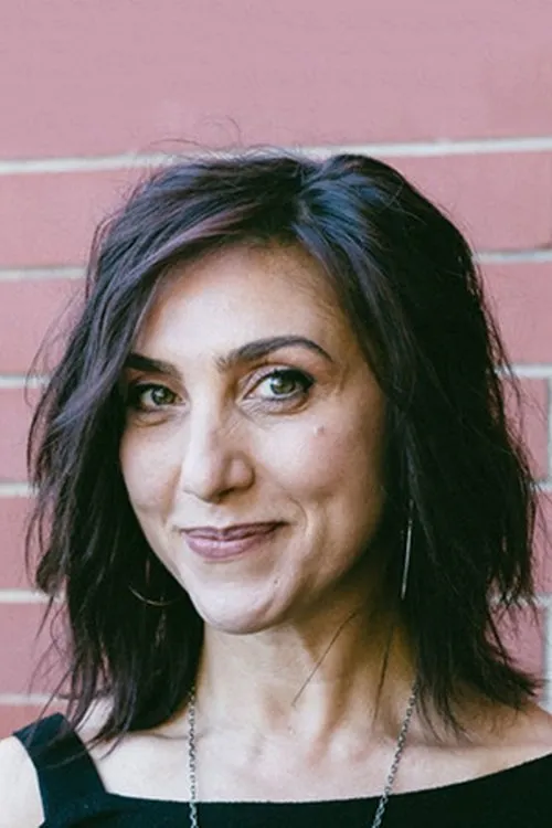 Craig Behenna ha trabajado con Elena Carapetis en 2 ocasiones