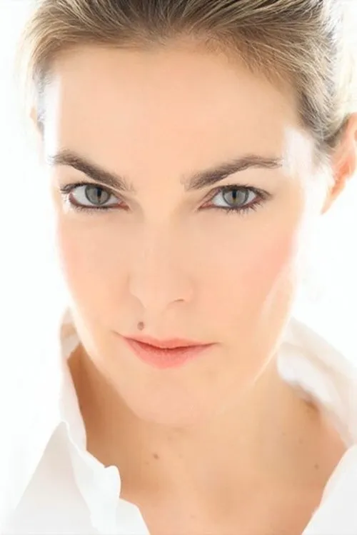 Elena Corredera interpretando a 