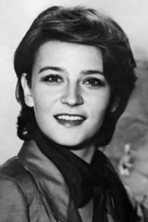 Елена Сафонова interpretando a Irène Brice