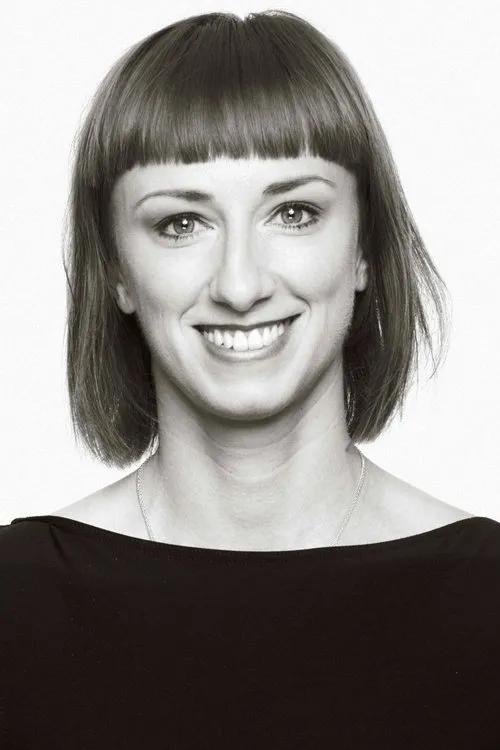 Elena Vostrotina interpretando a Juliet's Nurse