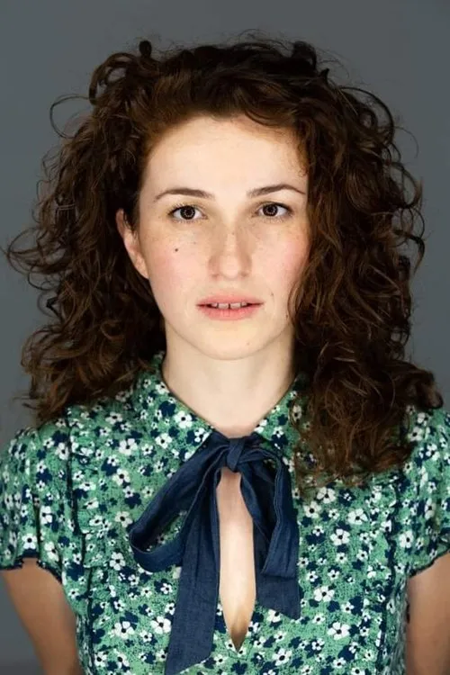 Eleni Kerolari interpretando a Lenio