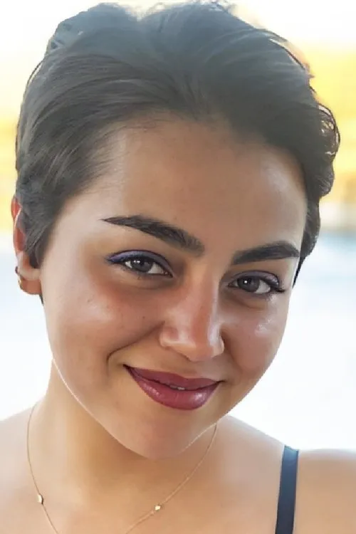 Elham Safieddine — personaje: zaina