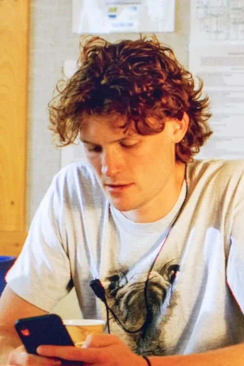 Paul Hunt ha trabajado con Eli Conard en 1 ocasiones