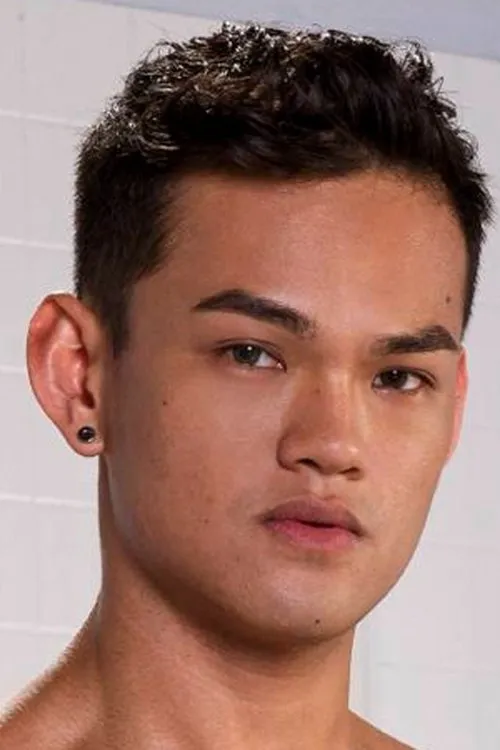 Eli Lewis — personaje: Conrad