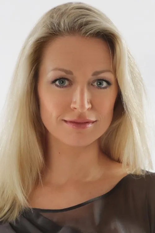 Claudio Corinaldesi ha trabajado con Elia Nichols en 1 ocasiones