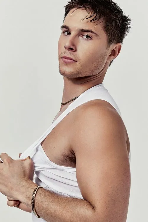 Rob Shuster ha trabajado con Elias Kacavas en 1 ocasiones