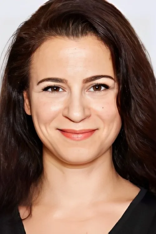 Elif İnci interpretando a Doctor