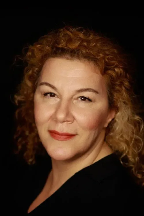 Tuana Tezsay ha trabajado con Elif Ongan en 1 ocasiones