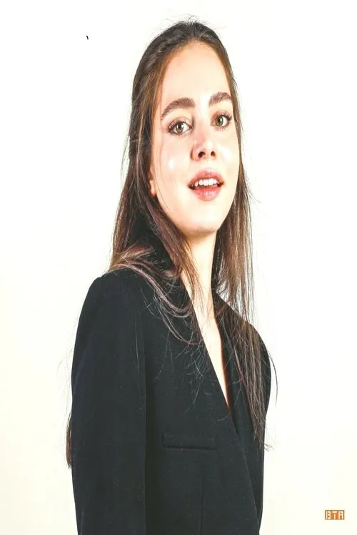 Elif Uslusoy — personaje: Lal Kaleli