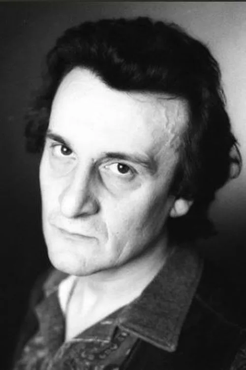 Marcello Modugno ha trabajado con Elio Cesari en 2 ocasiones