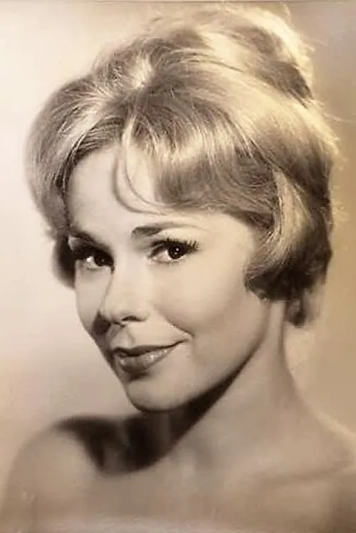 Elisa Loti interpretando a