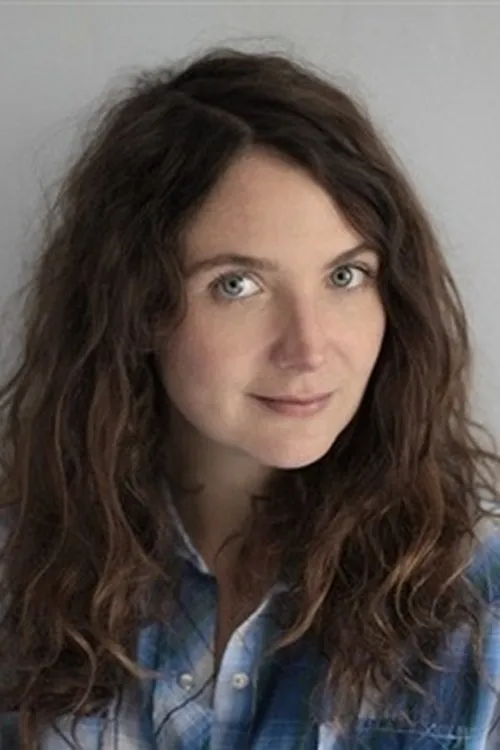 Élise Otzenberger interpretando a Georgette adulte