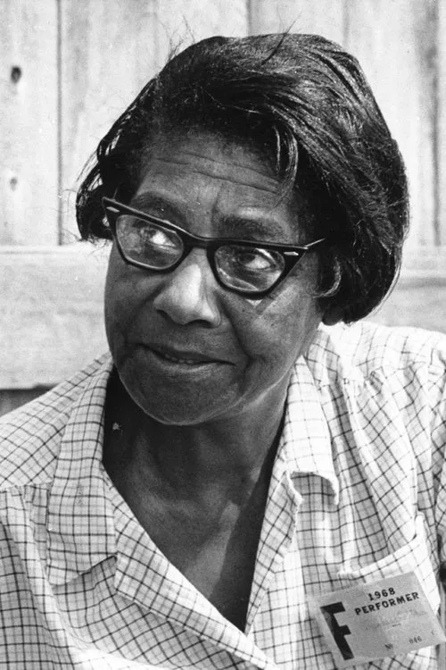 Jimmy Ryan ha trabajado con Elizabeth Cotten en 1 ocasiones