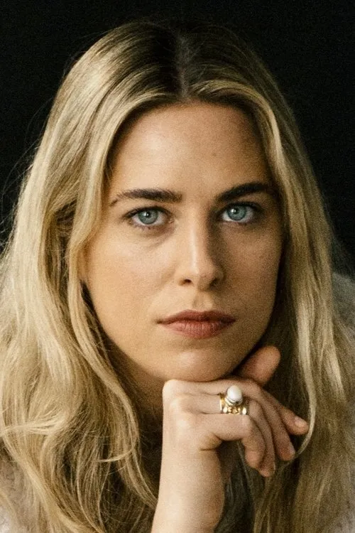 Elizabeth Taufield en su biografía y filmografía