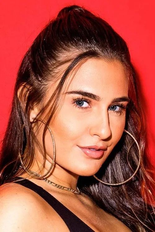 Ella Reese interpretando a 