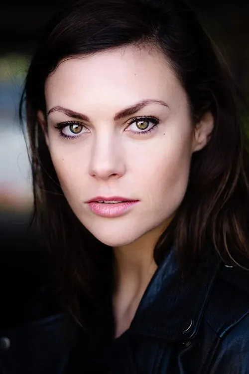 Simay Argento ha trabajado con Ellen Grimshaw en 1 ocasiones