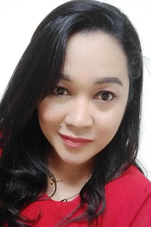 Elly Suhaili en su biografía y filmografía