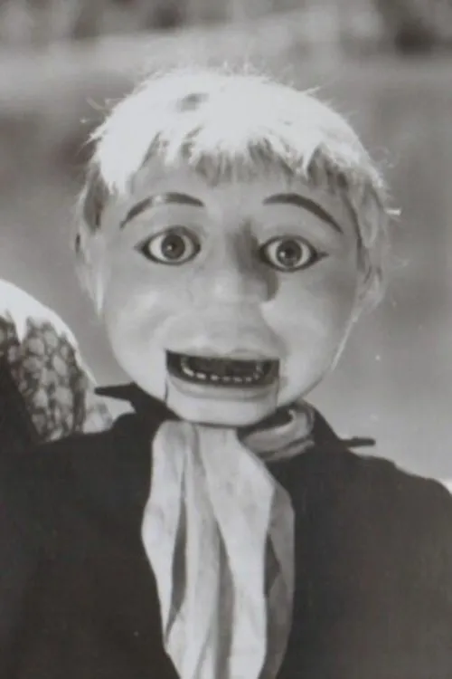 Julie Duncan ha trabajado con Elmer en 4 ocasiones