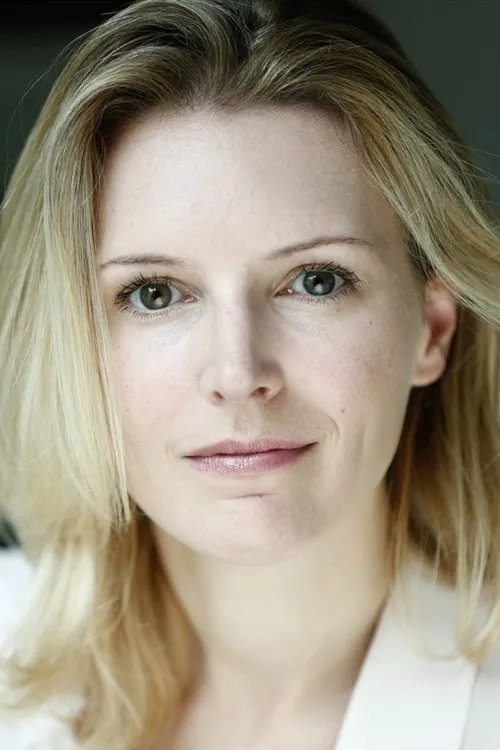 Édouard Rerolle ha trabajado con Elodie Rouprêt en 1 ocasiones