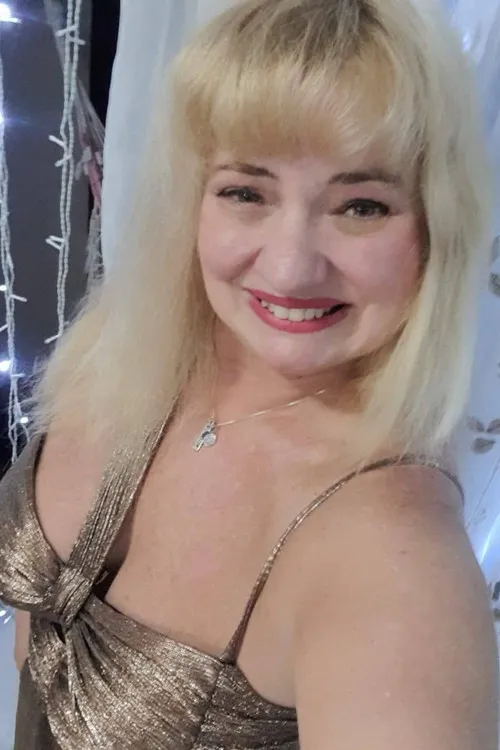 Mel Scare ha trabajado con Eloise Fernandez en 1 ocasiones