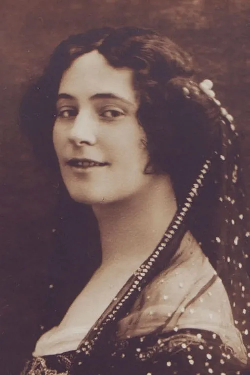 Else Heims interpretando a Lisa