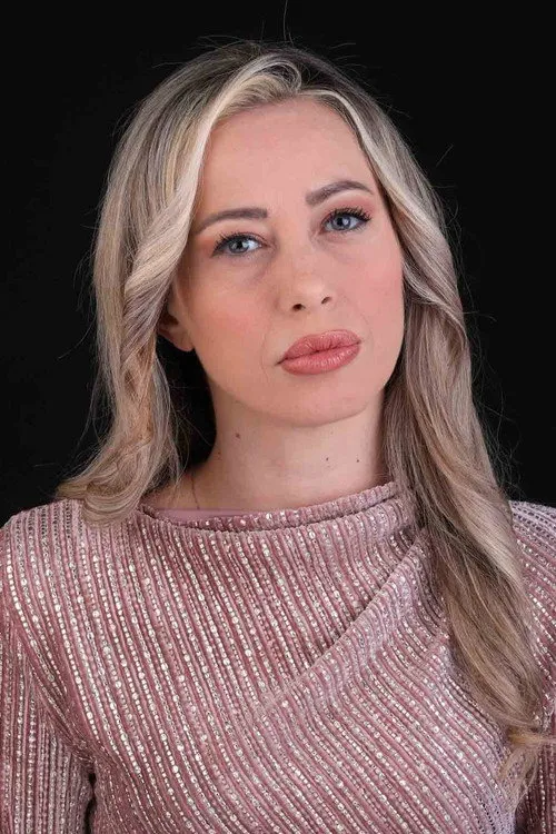 Roberta Carrese ha trabajado con Elvira Zingone en 1 ocasiones