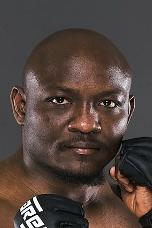 Alexander Mikael ha trabajado con Elvis Tchapda en 1 ocasiones