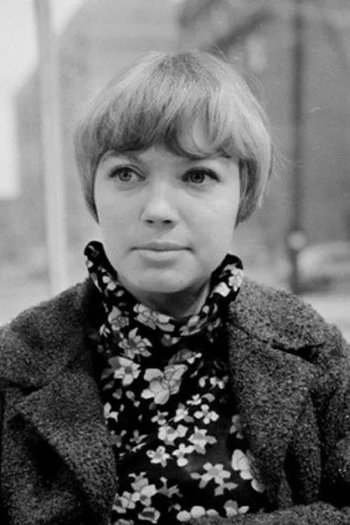 Elżbieta Burakowska interpretando a The Second Ewa