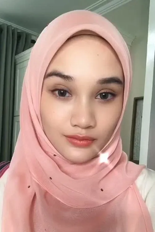 Samsul Anuar ha trabajado con Emaleen Minhad en 1 ocasiones