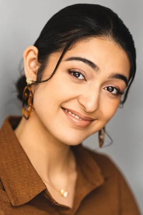 Eman Ayaz — personaje: Farzanah Haqq