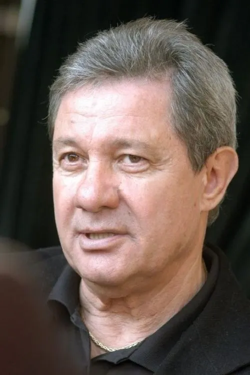 Vasile Muraru ha trabajado con Emil Hossu en 4 ocasiones