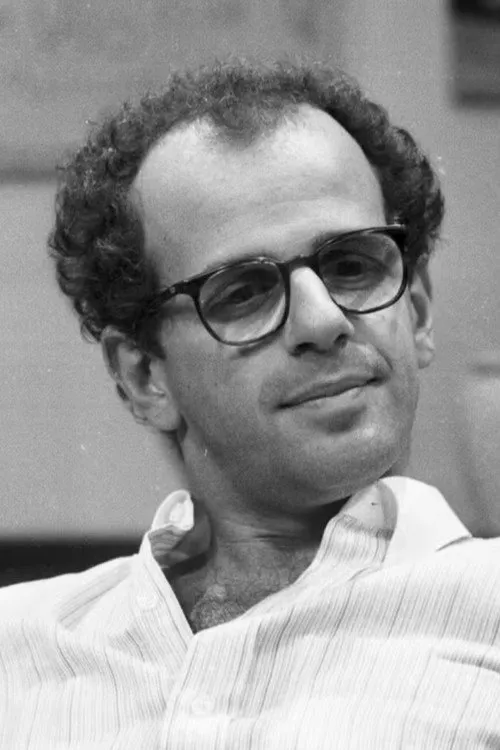 Emile Edde interpretando a 