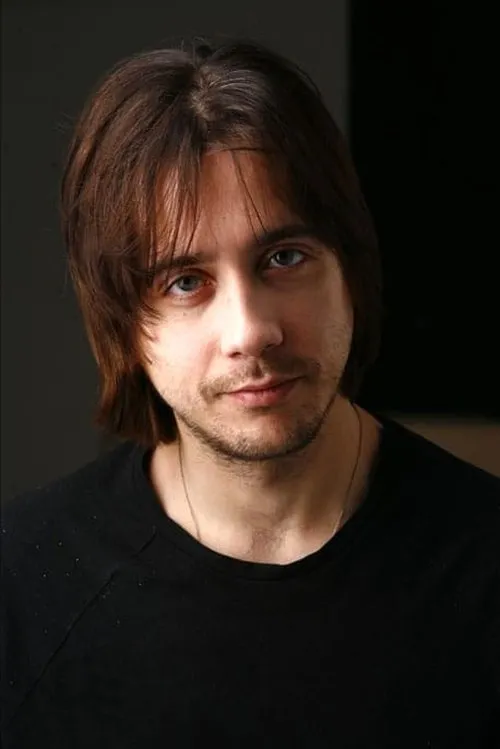 Emiliano Coltorti interpretando a Fausto