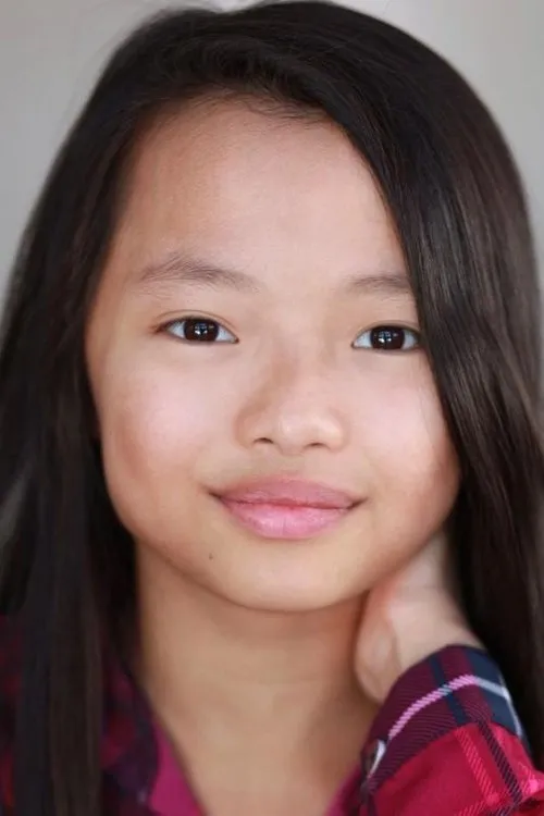 Emma Bao Linh Tourné interpretando a Alice