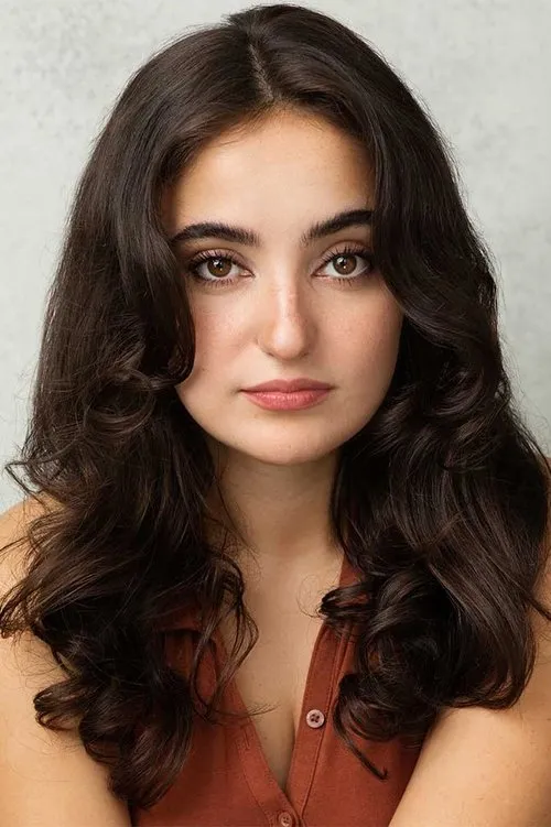 Isaac Moore ha trabajado con Emma Espada en 1 ocasiones