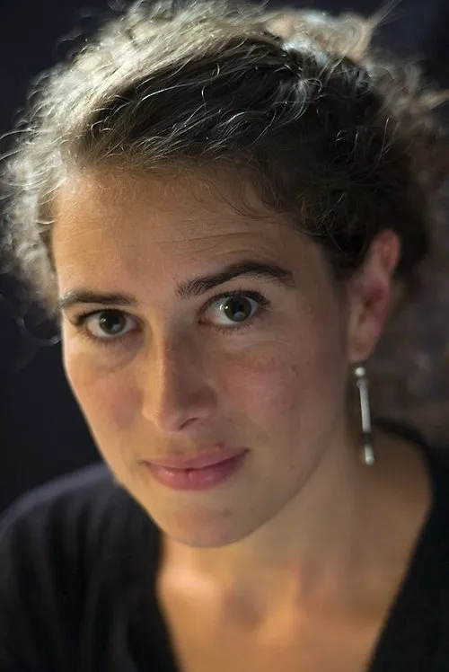 Emma Fariñas interpretando a Anna