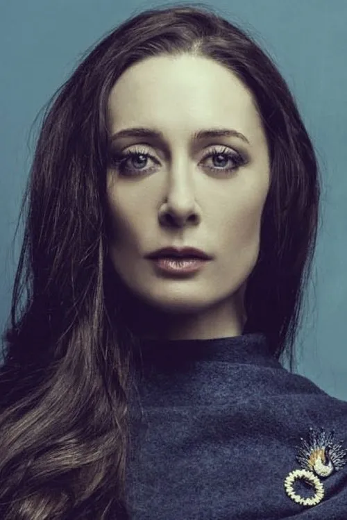 Emma Fryer — personaje: Gaynor Jacks