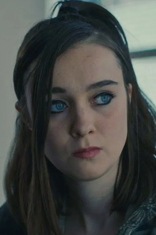 Emma Verlinden interpretando a Nola